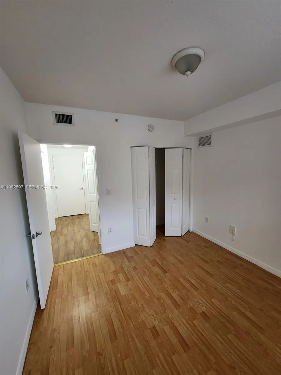 11060 SW 196th St # 213, Cutler Bay FL 33157