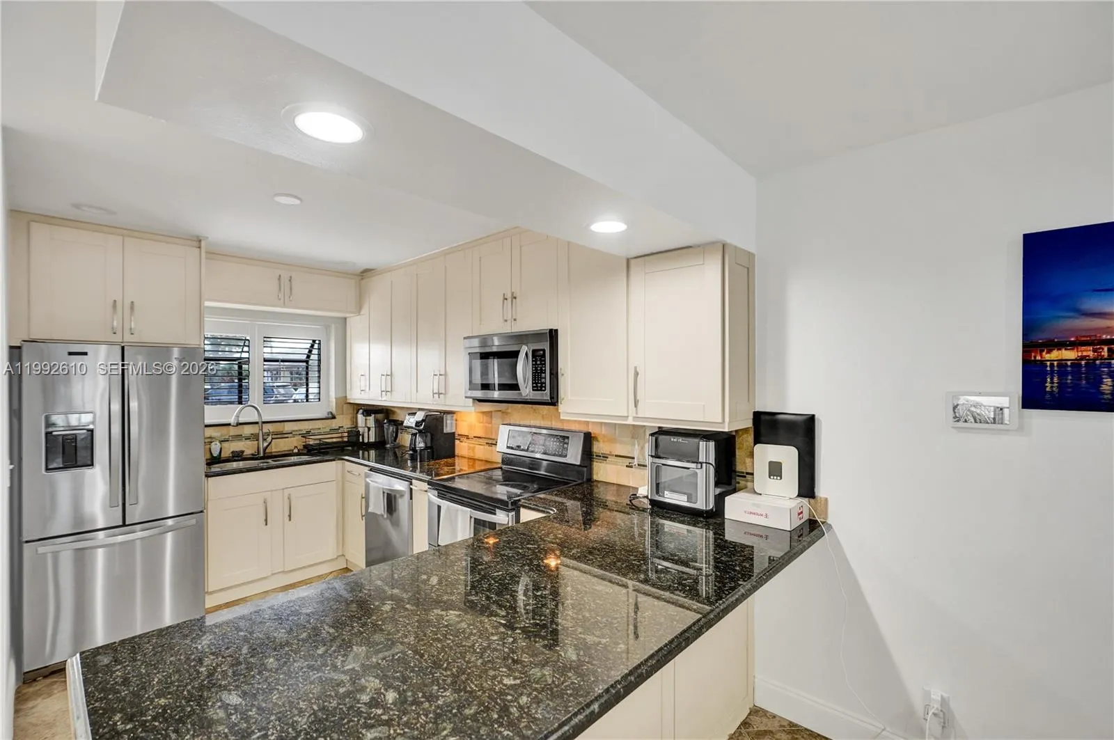 2 bedroom 2 bath for sale at 707 Banks Rd, Margate FL 33063