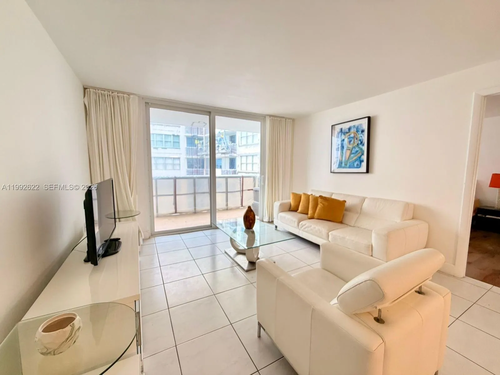 6039 Collins Ave # 1506, Miami Beach FL 33140