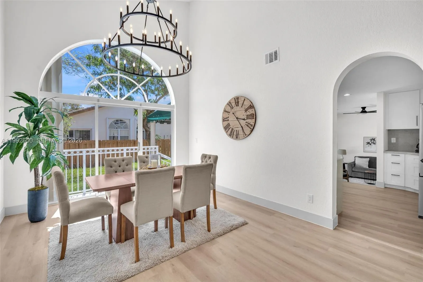 9732 NW 32nd St, Doral FL 33172