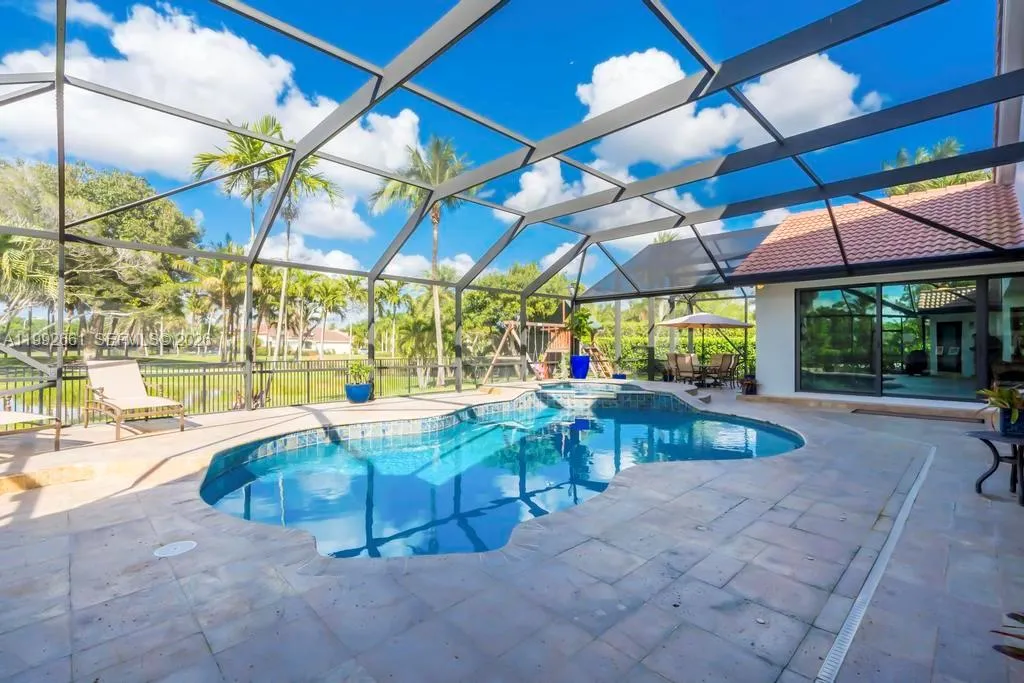 343 Coconut Cir, Weston FL 33326