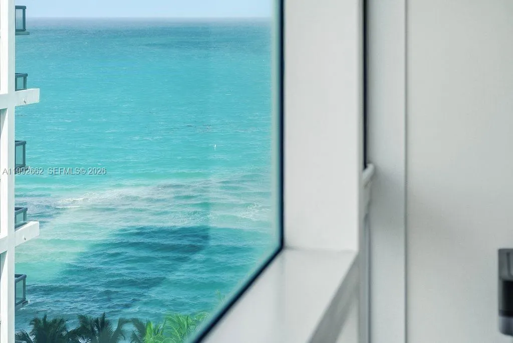 6801 Collins Ave # 1414, Miami Beach FL 33141