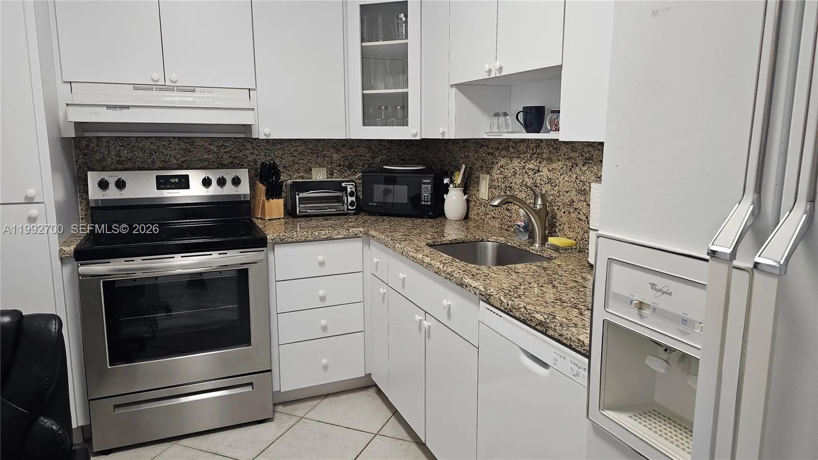 1980 S Ocean Dr # 15K, Hallandale Beach FL 33009