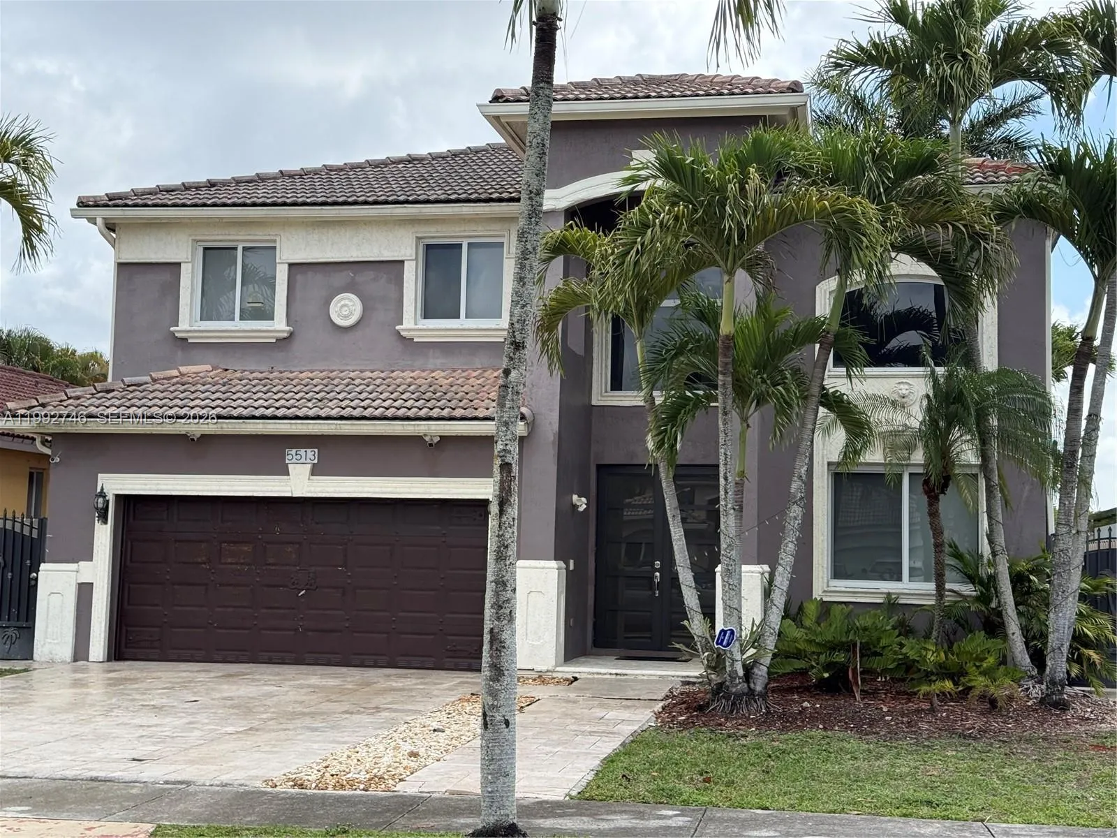 5 bedroom 4 bath for sale at 5513 SW 164th Ct, Miami FL 33185