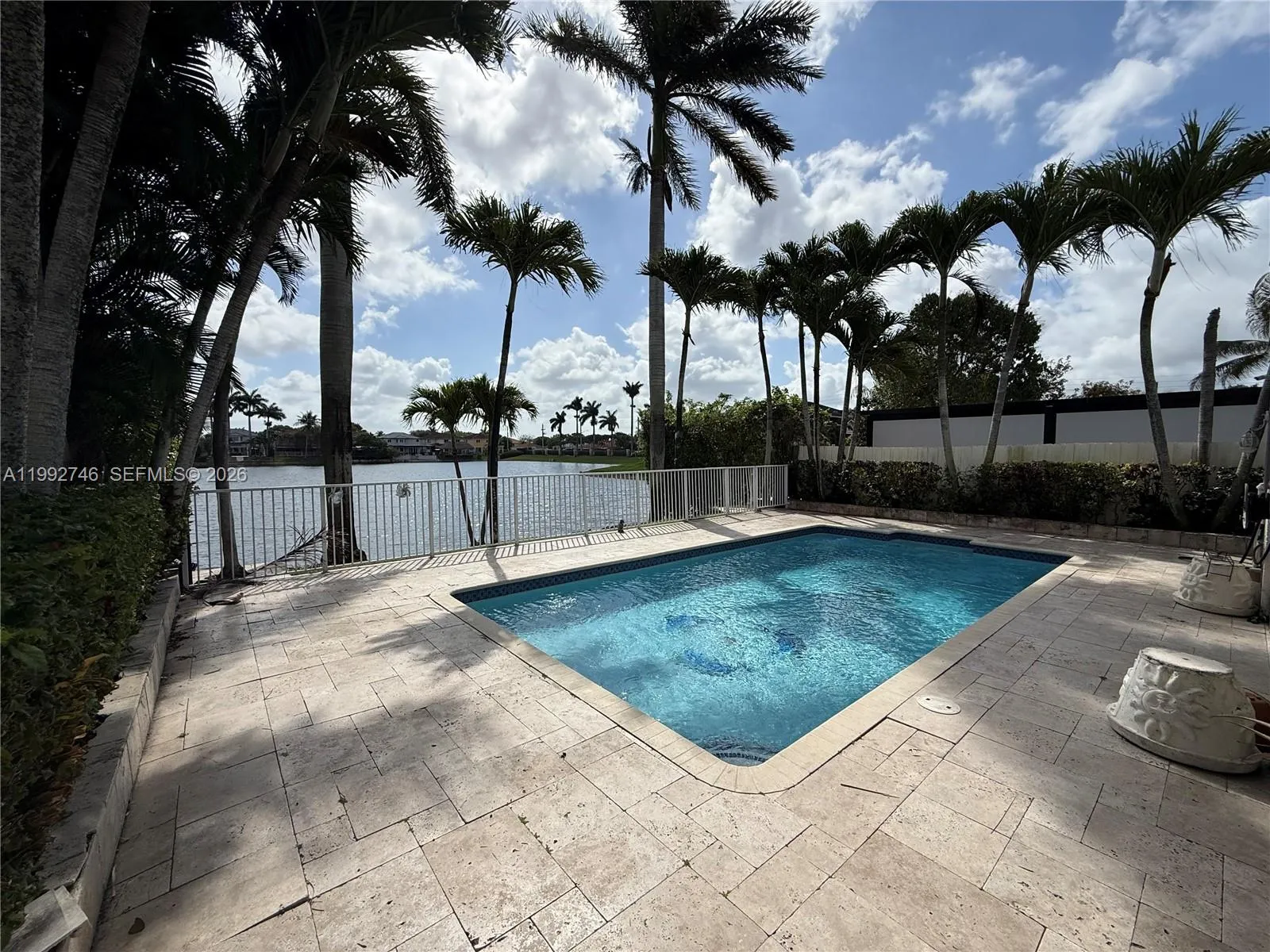 5513 SW 164th Ct, Miami FL 33185