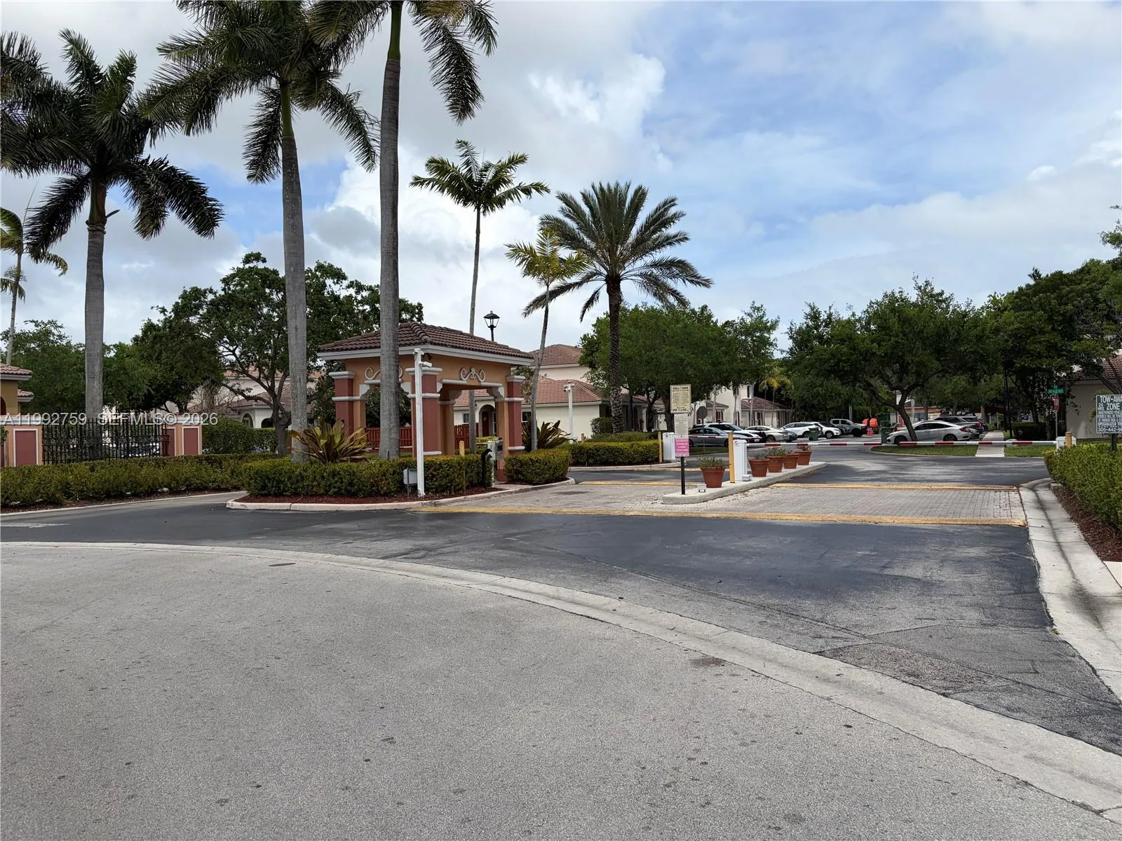 2281 NE 42nd Ave # 2281, Homestead FL 33033