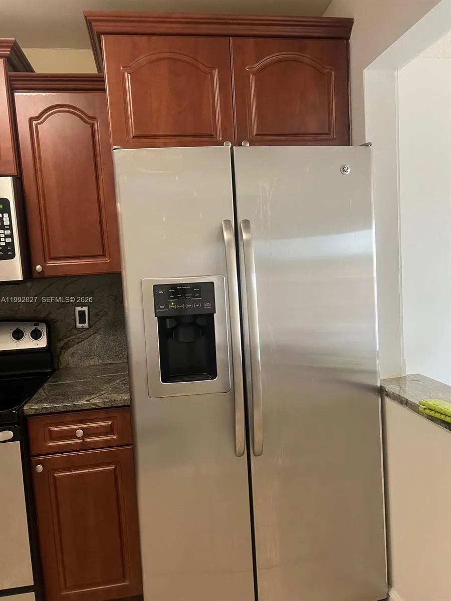 6465 W 27th Ave # 202, Hialeah FL 33016