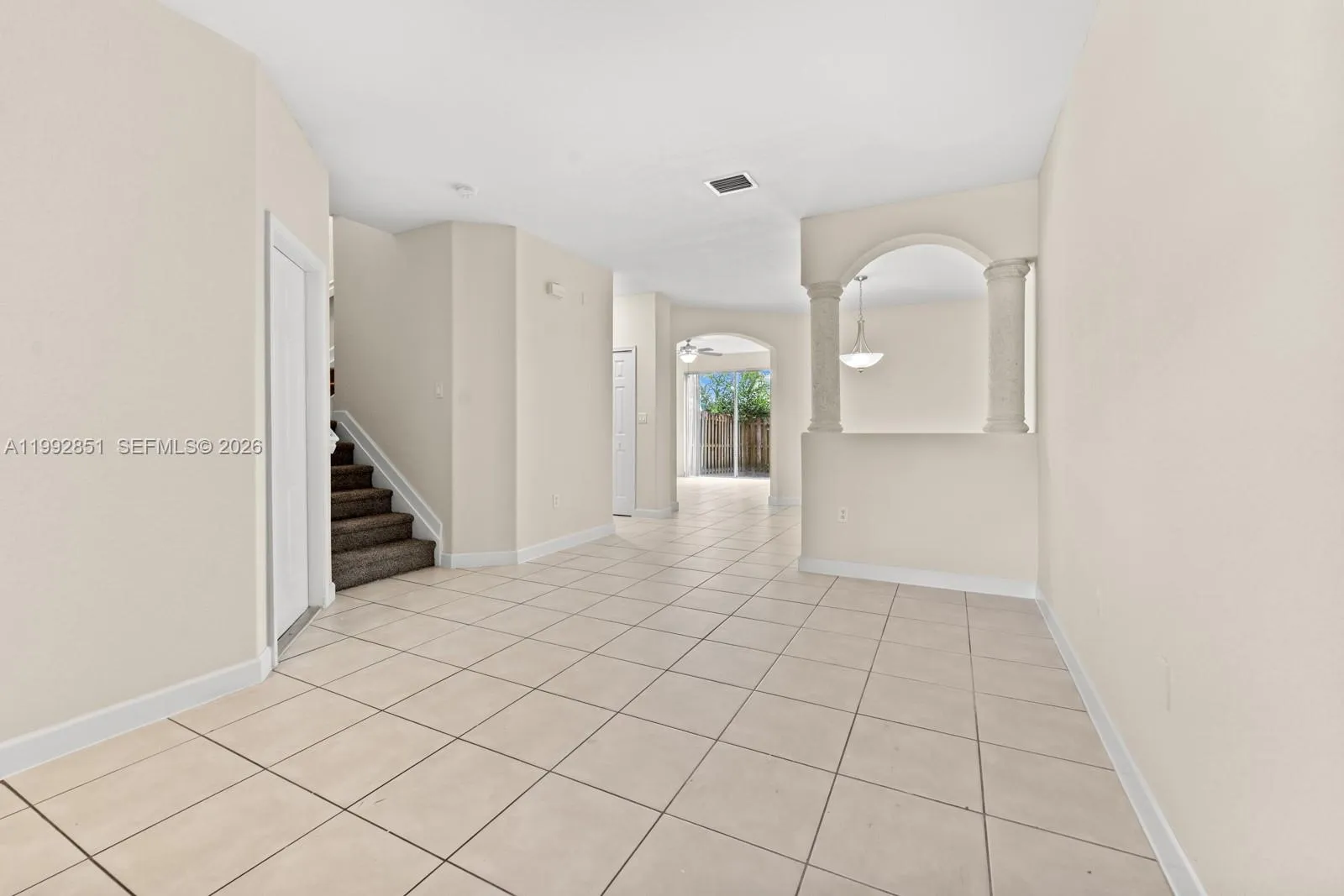 2411 SE 14th St, Homestead FL 33035