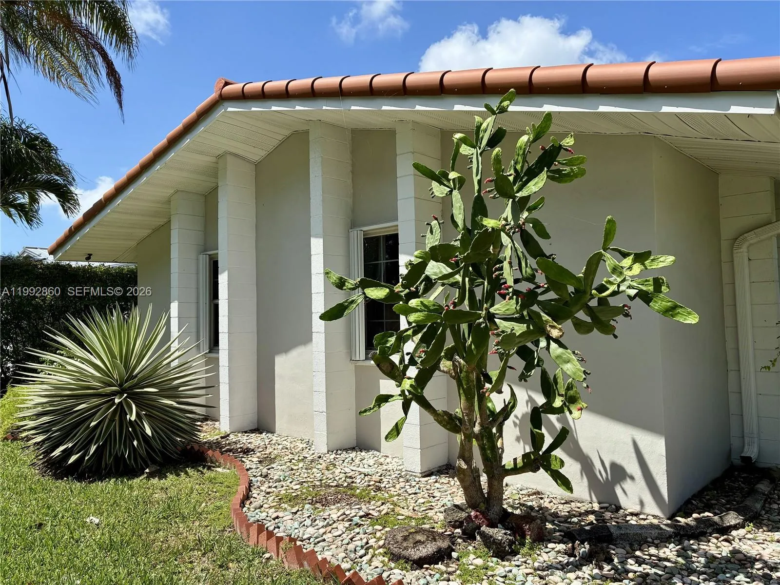20020 Bel Aire Dr, Cutler Bay FL 33189