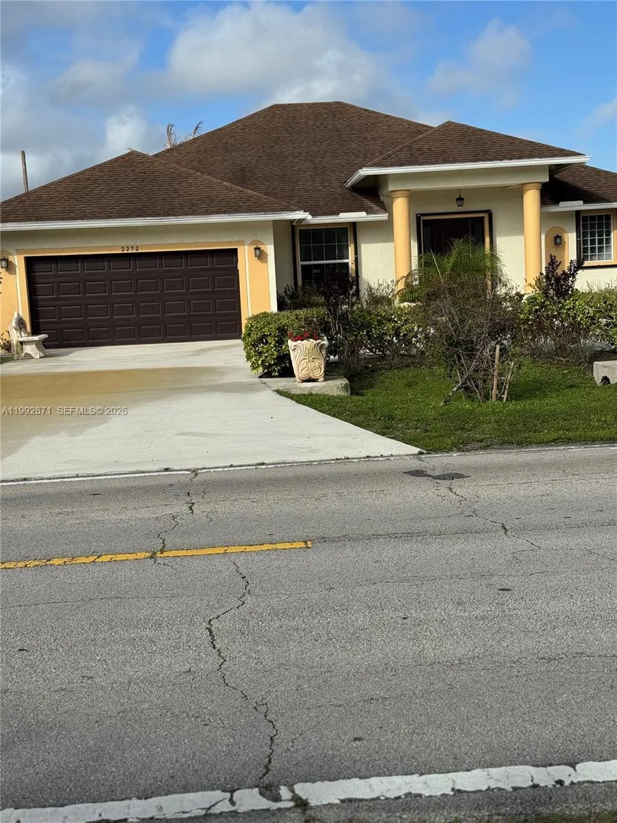 3 bedroom 2 bath for sale at 2272 SW Cameo Blvd, Port St. Lucie FL 34953