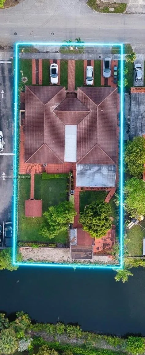 1000-1002 SW 84th Ave, Miami FL 33144