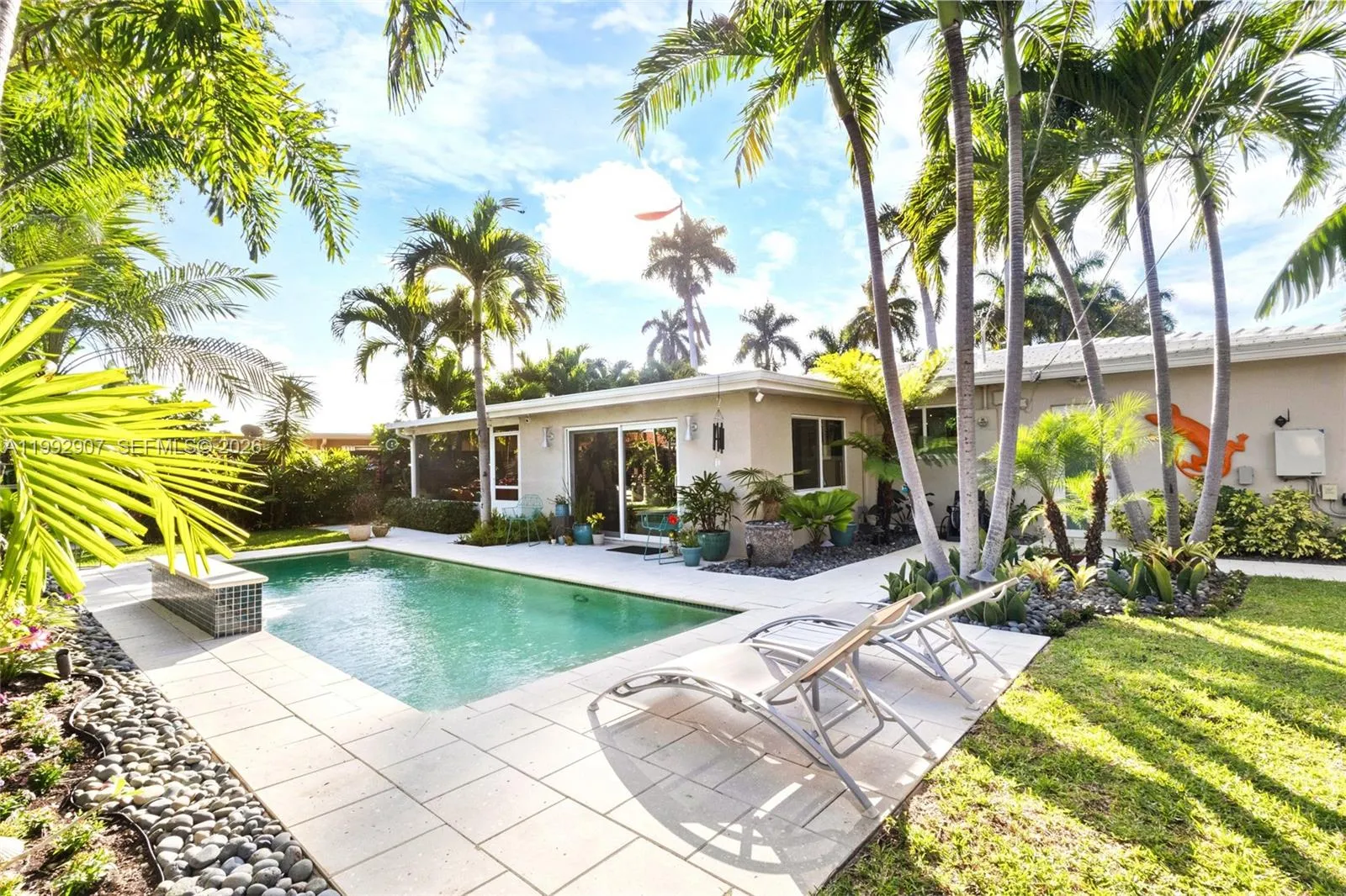 3 bedroom 2 bath for sale at 315 N 31st Rd, Hollywood FL 33021