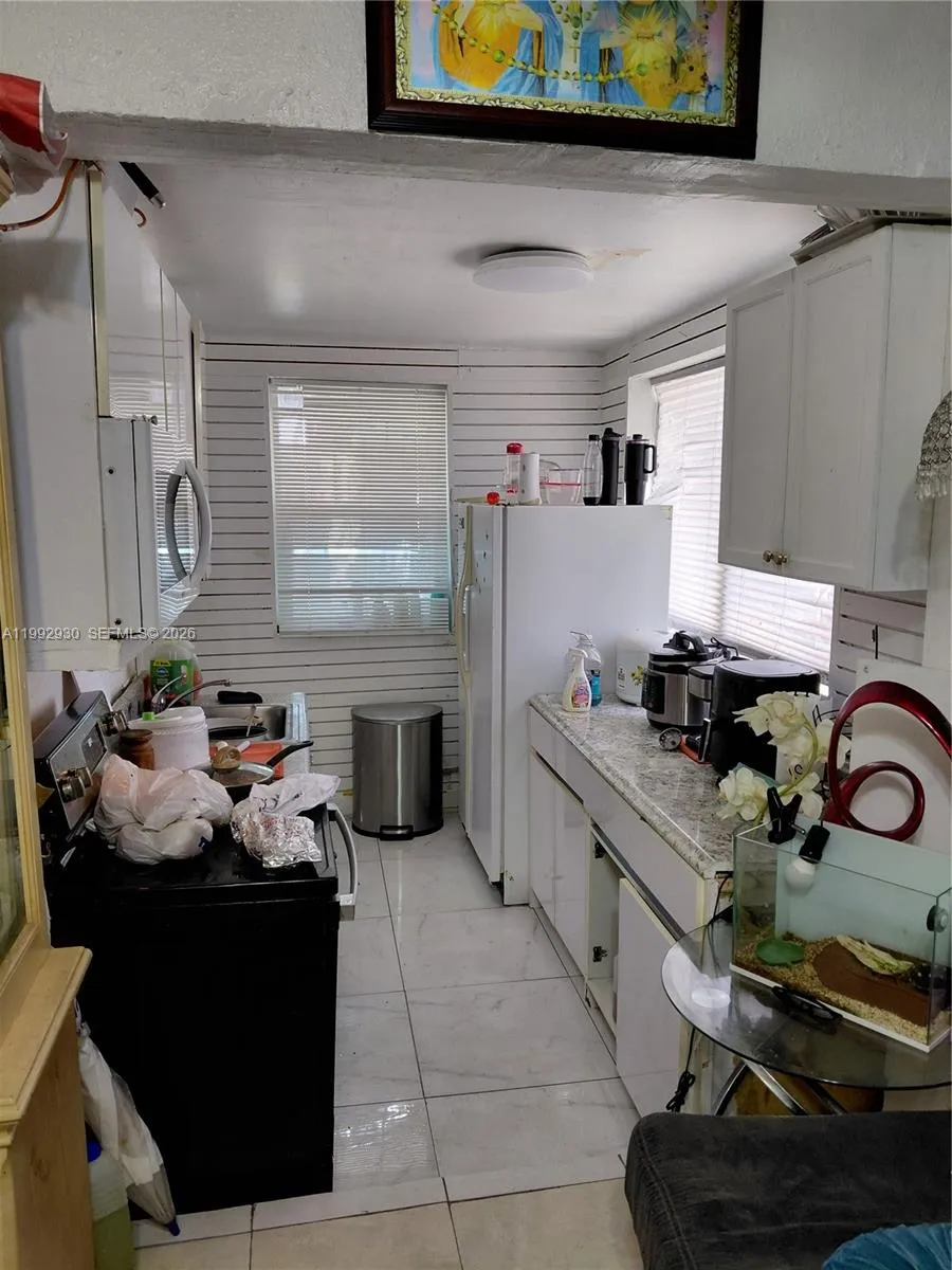 5731 - 5733 NW 6th Ave, Miami FL 33127