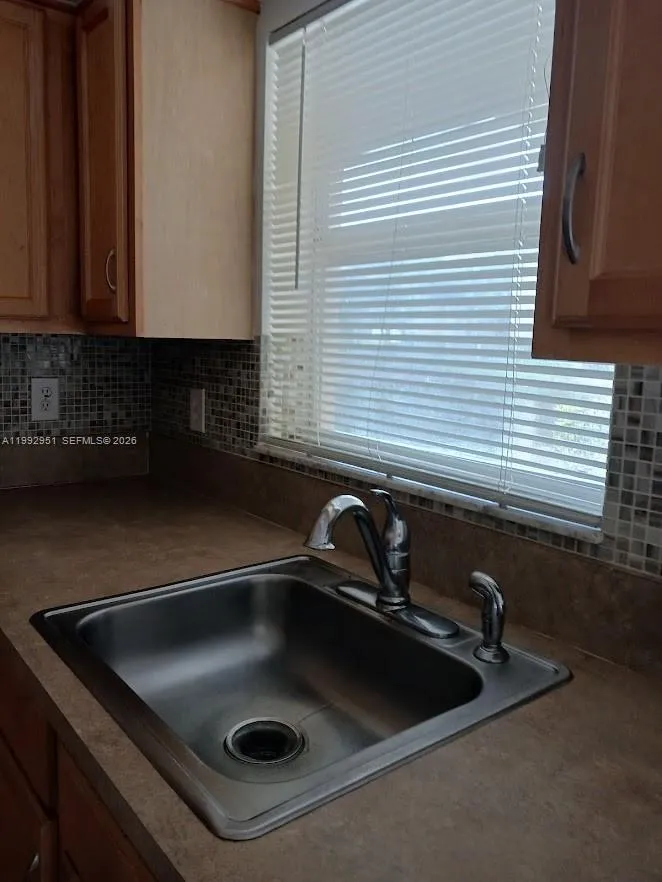 7670 Westwood Dr # 703, Tamarac FL 33321