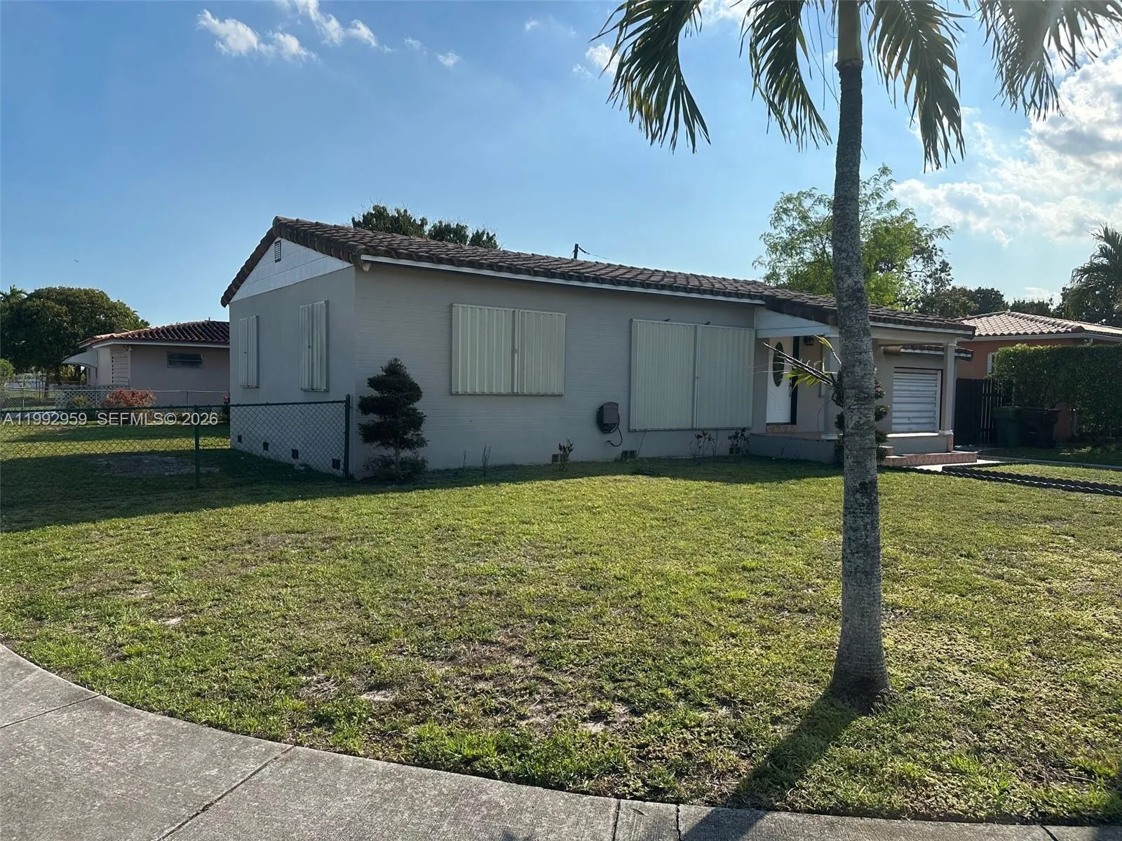 260 W 56th St, Hialeah FL 33012