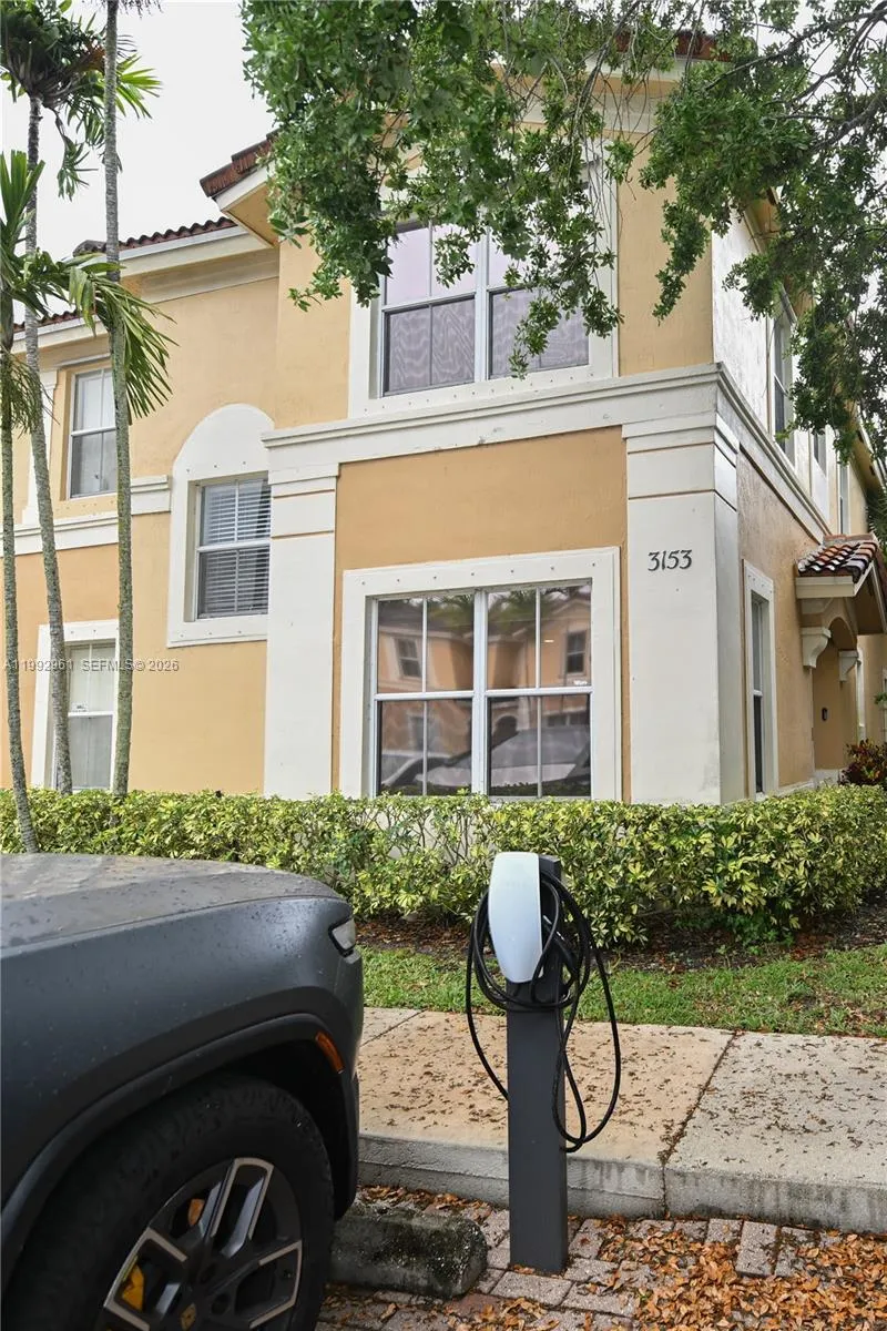 3153 SW 129th Ter, Miramar FL 33027