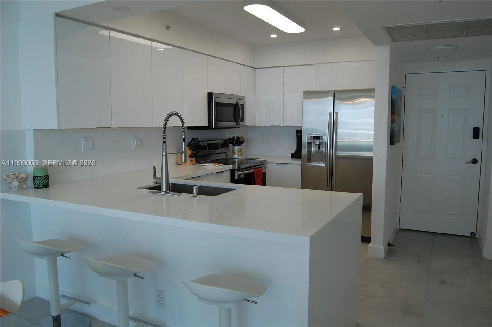 2501 S Ocean Dr # 712, Hollywood FL 33019