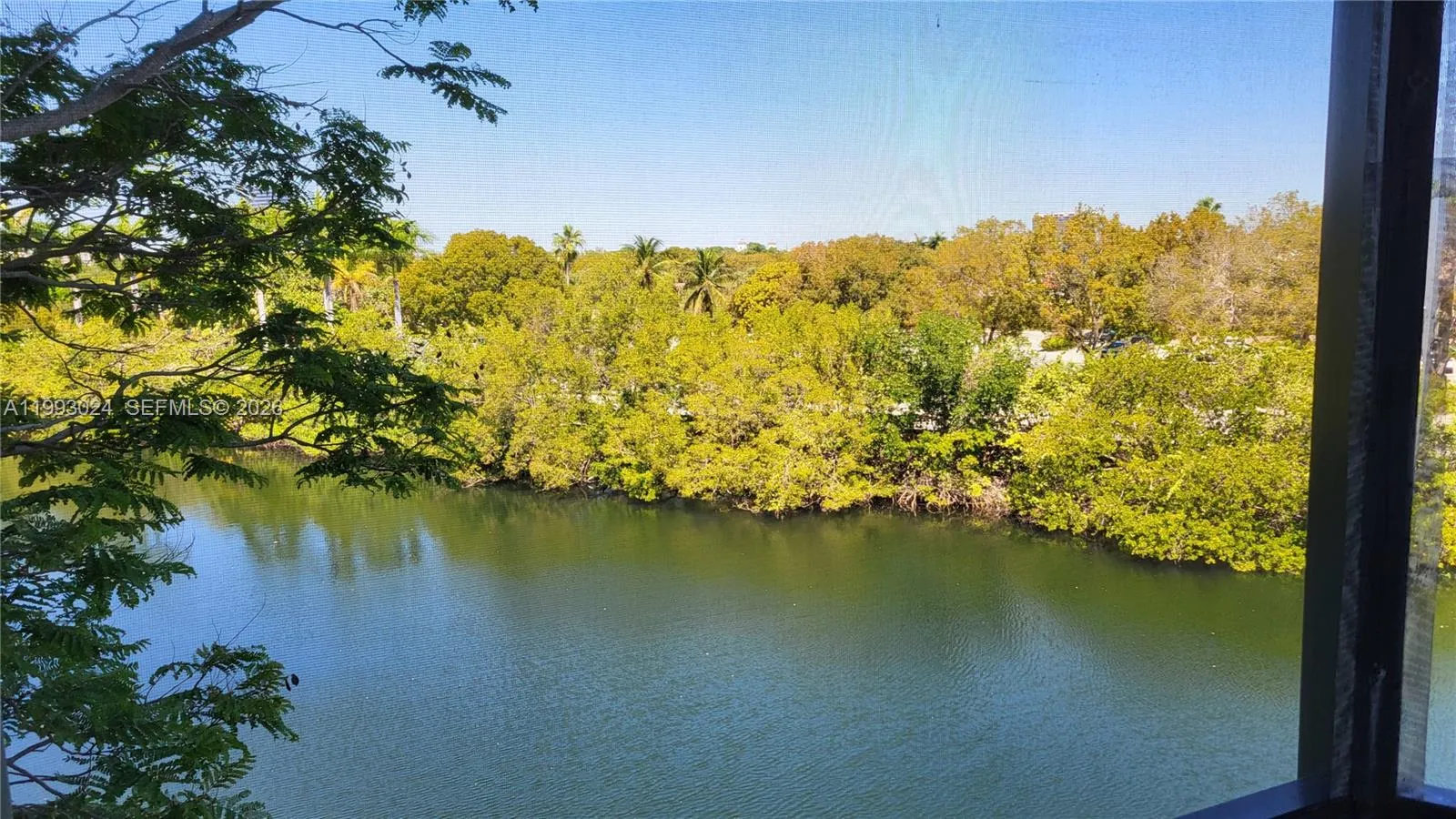 3401 N Country Club Dr # 402, Aventura FL 33180