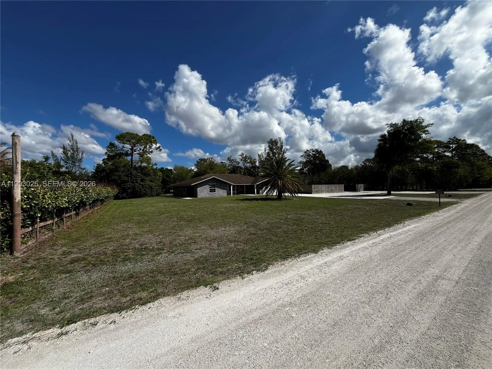 13587 N 77th Pl N, Unincorporated Palm Beach County FL 33412