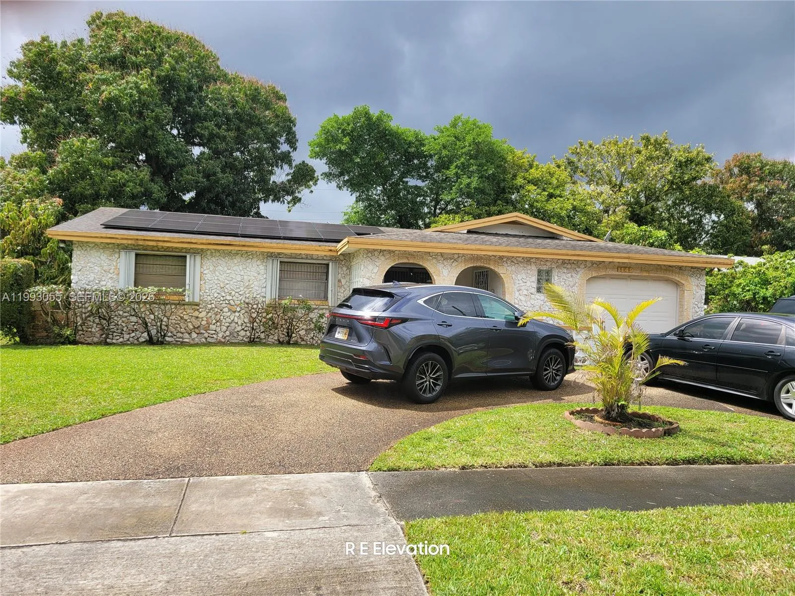 3 bedroom 2 bath for sale at 1149 NW 45th Ave, Lauderhill FL 33313