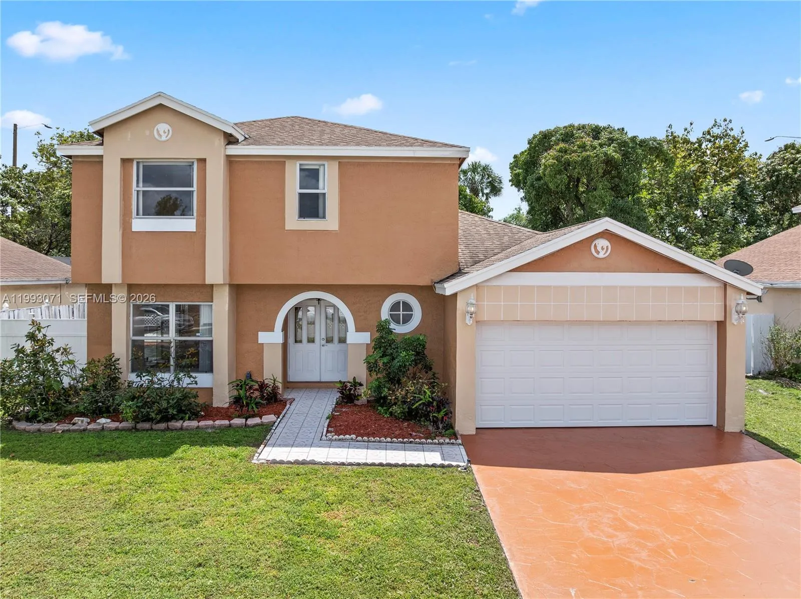 3 bedroom 2 bath for sale at 9460 Atlantic St, Miramar FL 33025