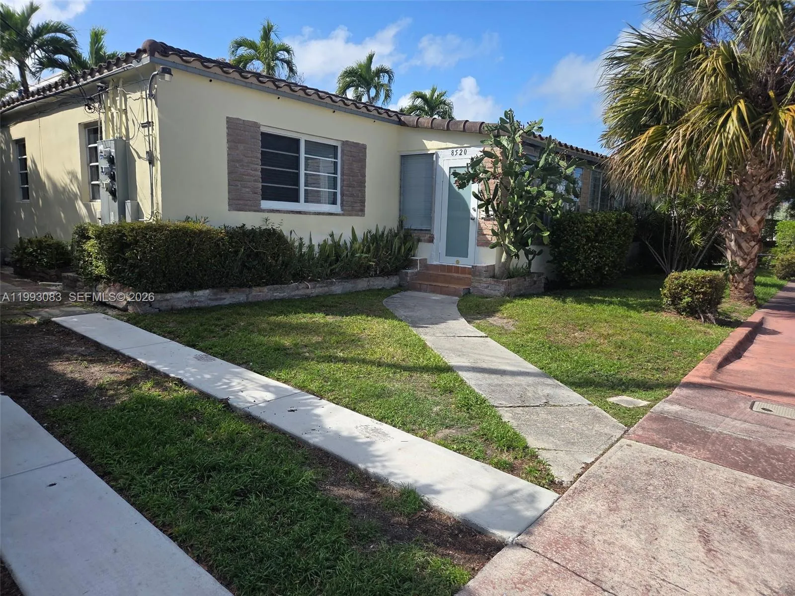 8530 Crespi Blvd # 8520, Miami Beach FL 33141