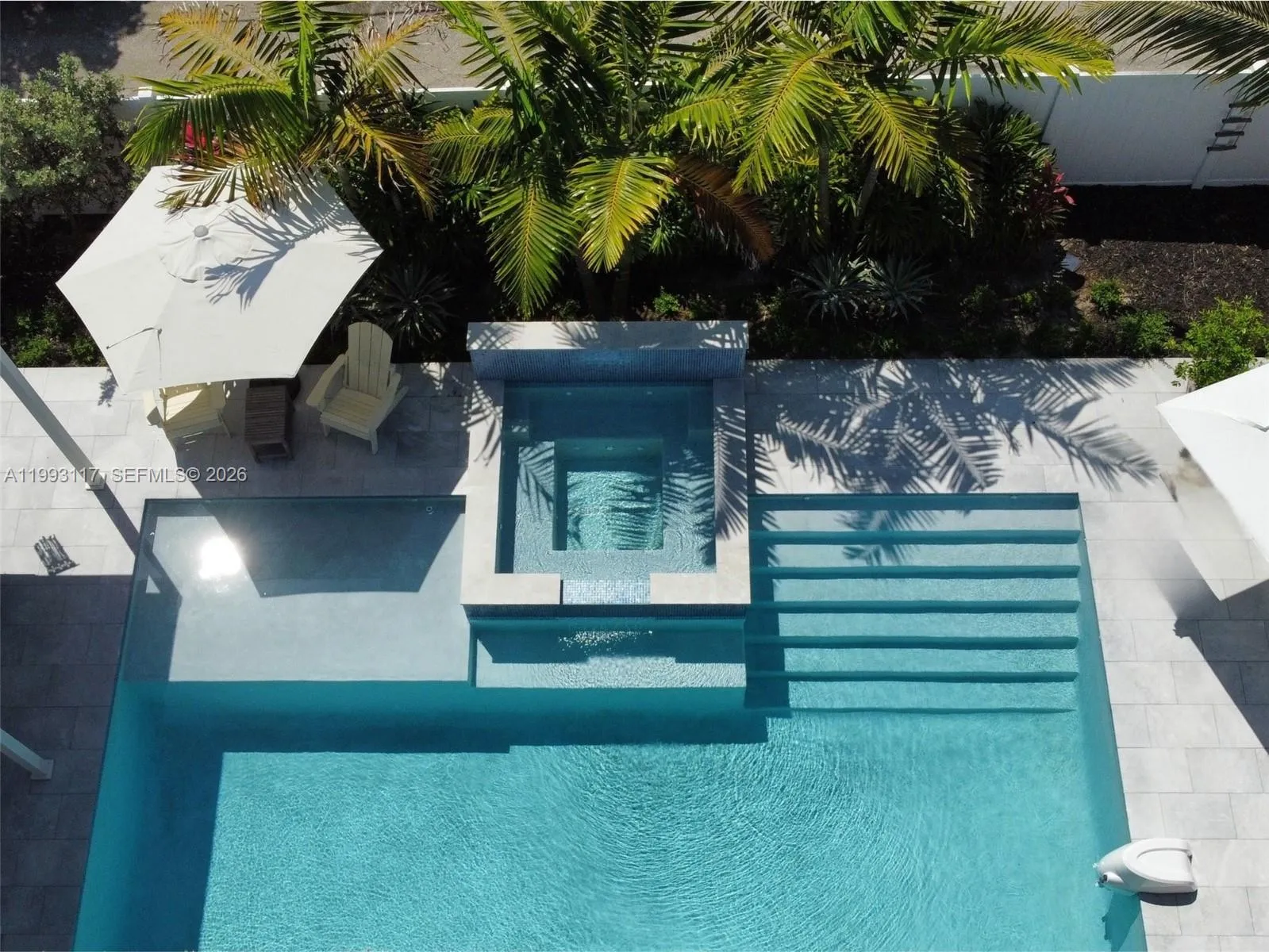 426 SE 3rd St, Dania Beach FL 33004