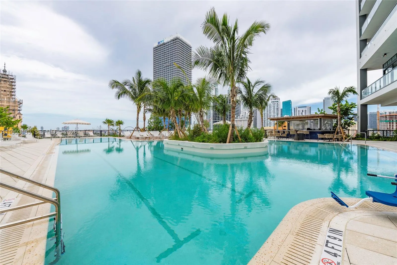 159 NE 6th St # 5104, Miami FL 33132