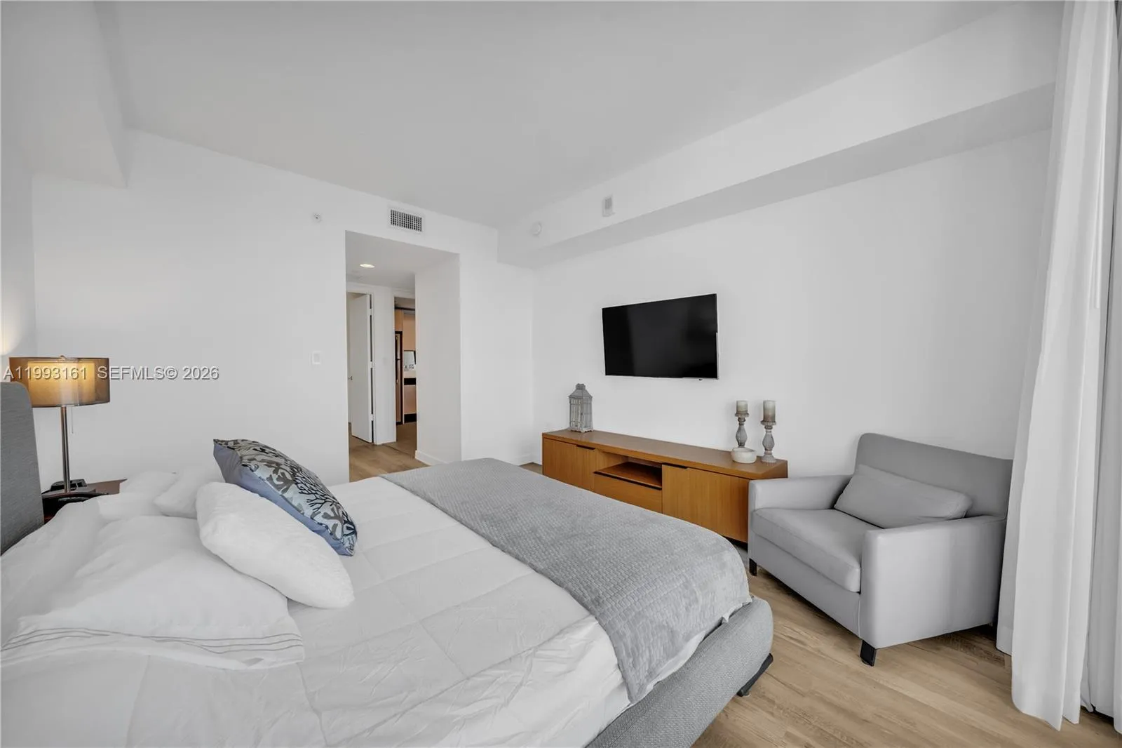 2602 E Hallandale Beach Blvd # R2805, Hallandale Beach FL 33009