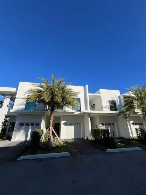2526 Pierce st # 10, Hollywood FL 33020