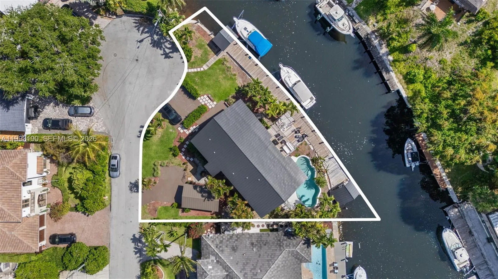 516 NE 6th Ave, Deerfield Beach FL 33441