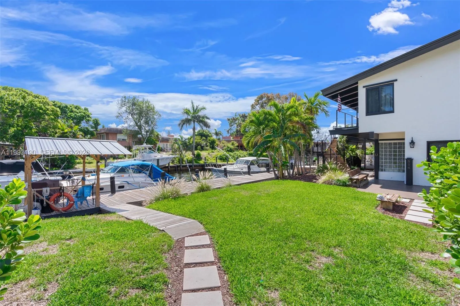 516 NE 6th Ave, Deerfield Beach FL 33441