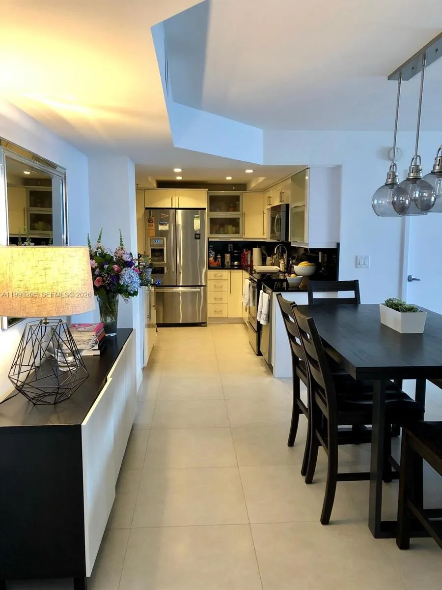 2333 Brickell Ave, Miami FL 33129