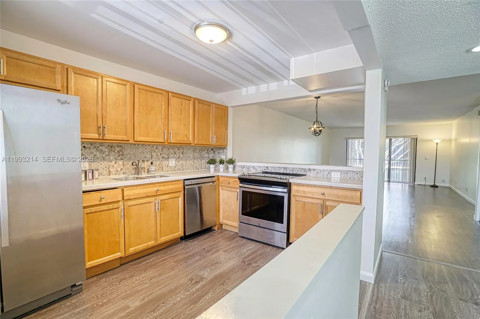 434 Lakeview Dr # 205, Weston FL 33326