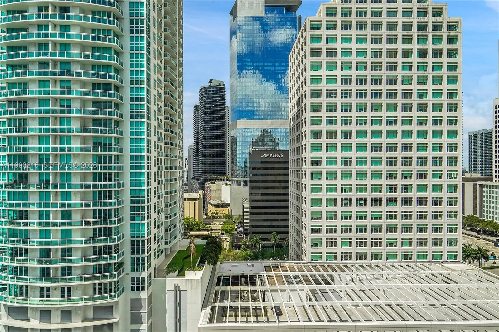 3 bedroom 3 bath for sale at 825 Brickell Bay Dr # 2048, Miami FL 33131