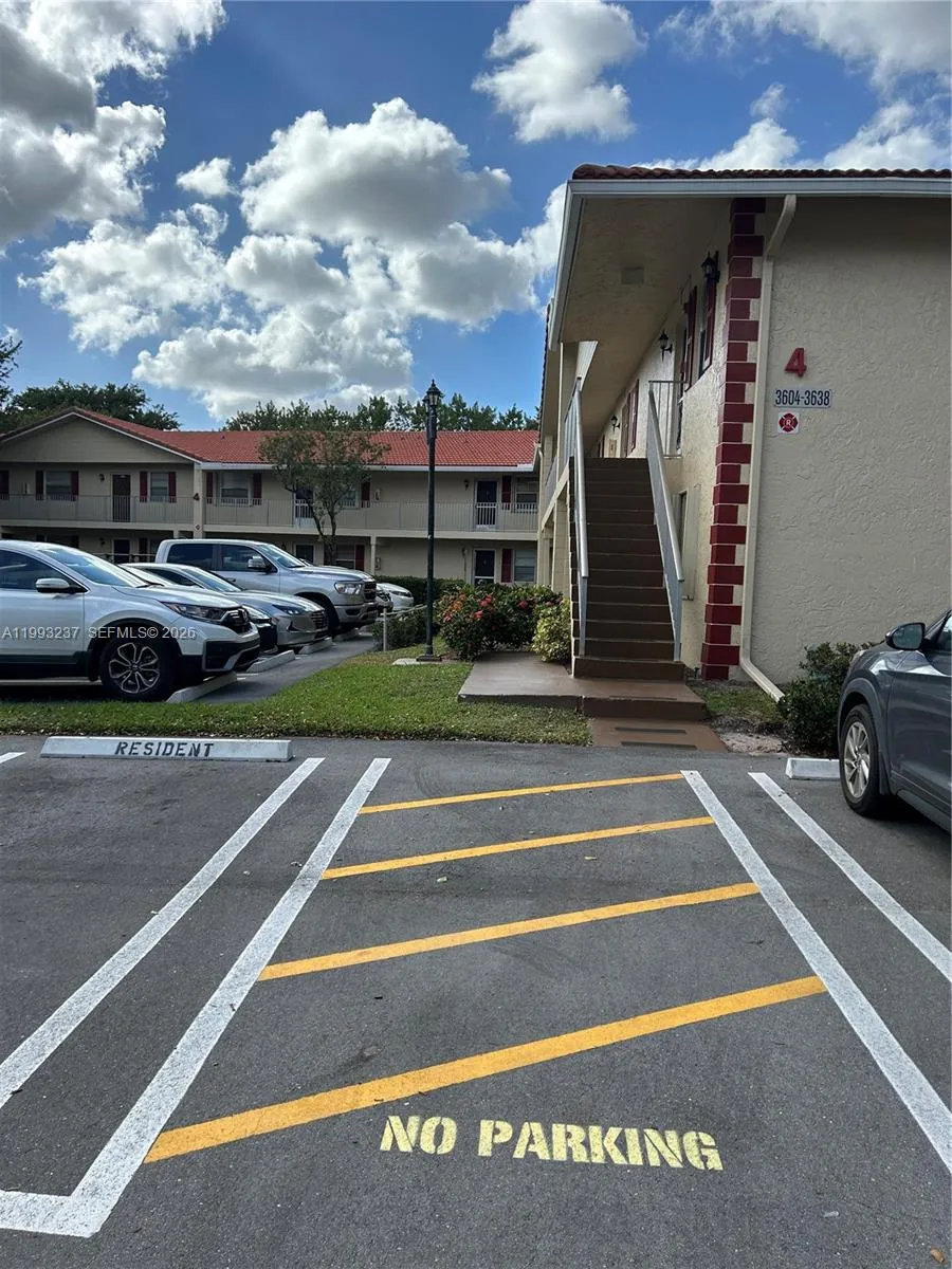 3630 N University Dr # 4, Coral Springs FL 33065