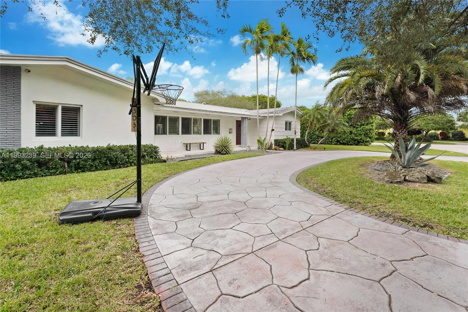 7305 SW 123rd Ter, Pinecrest FL 33156