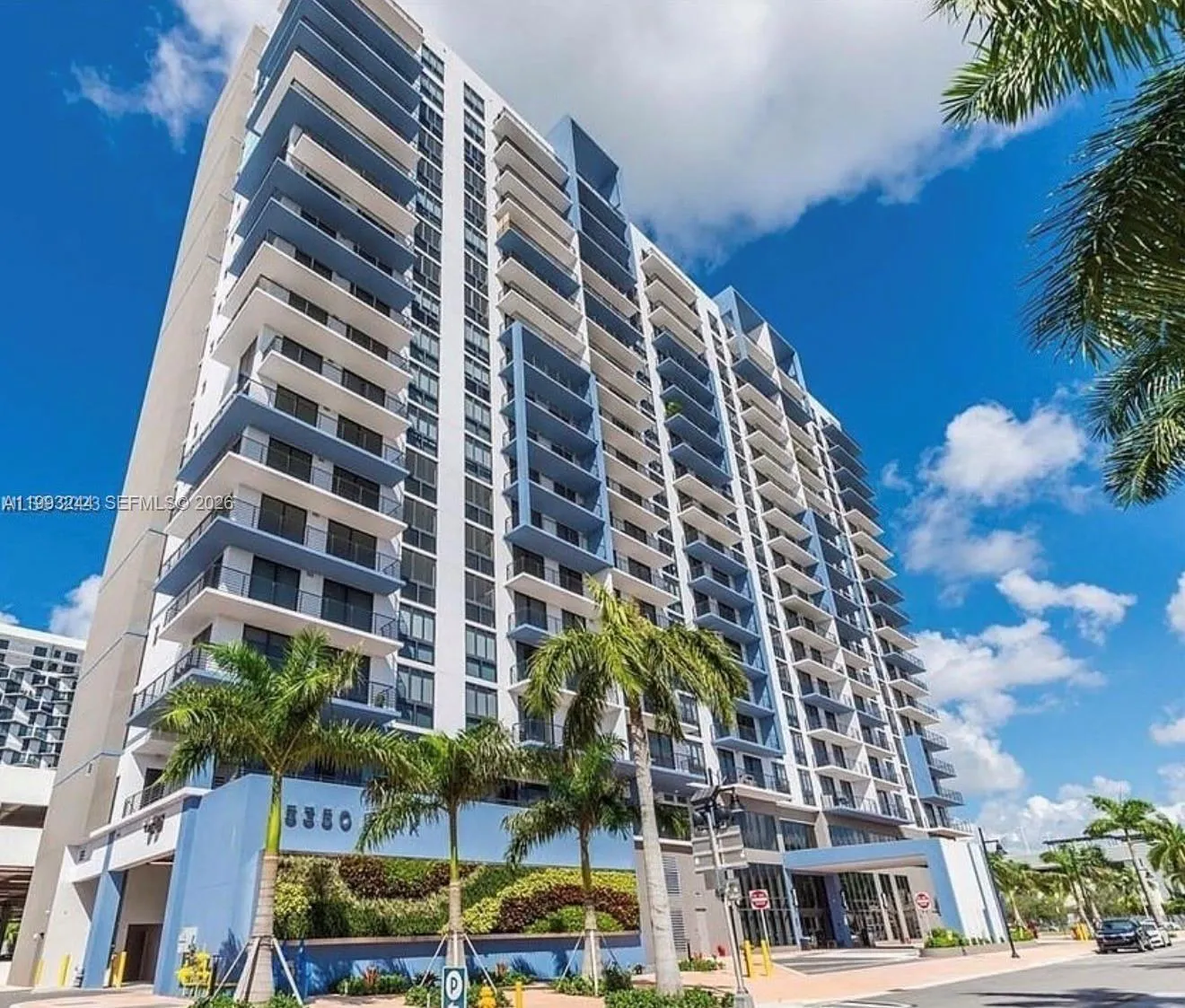 1 bedroom 1 bath for sale at 5350 NW 84th Ave # 1812, Doral FL 33166