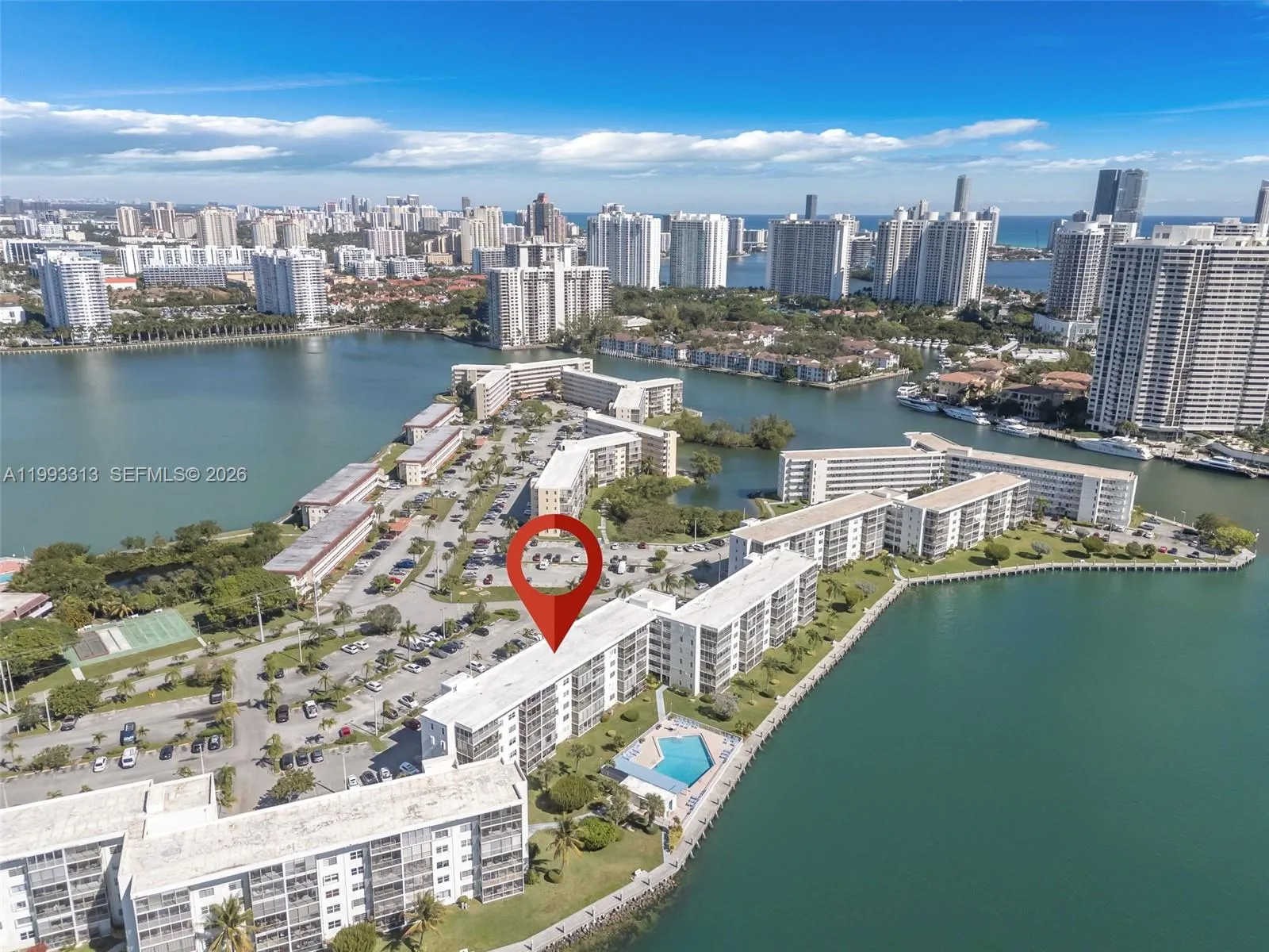 3010 Marcos Dr # R308, Aventura FL 33160