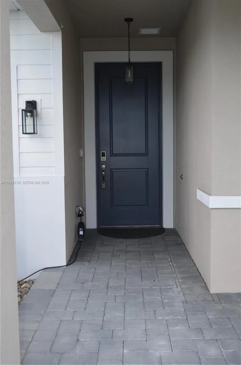 6448 NW Cloverdale Ave, Port St. Lucie FL 34987