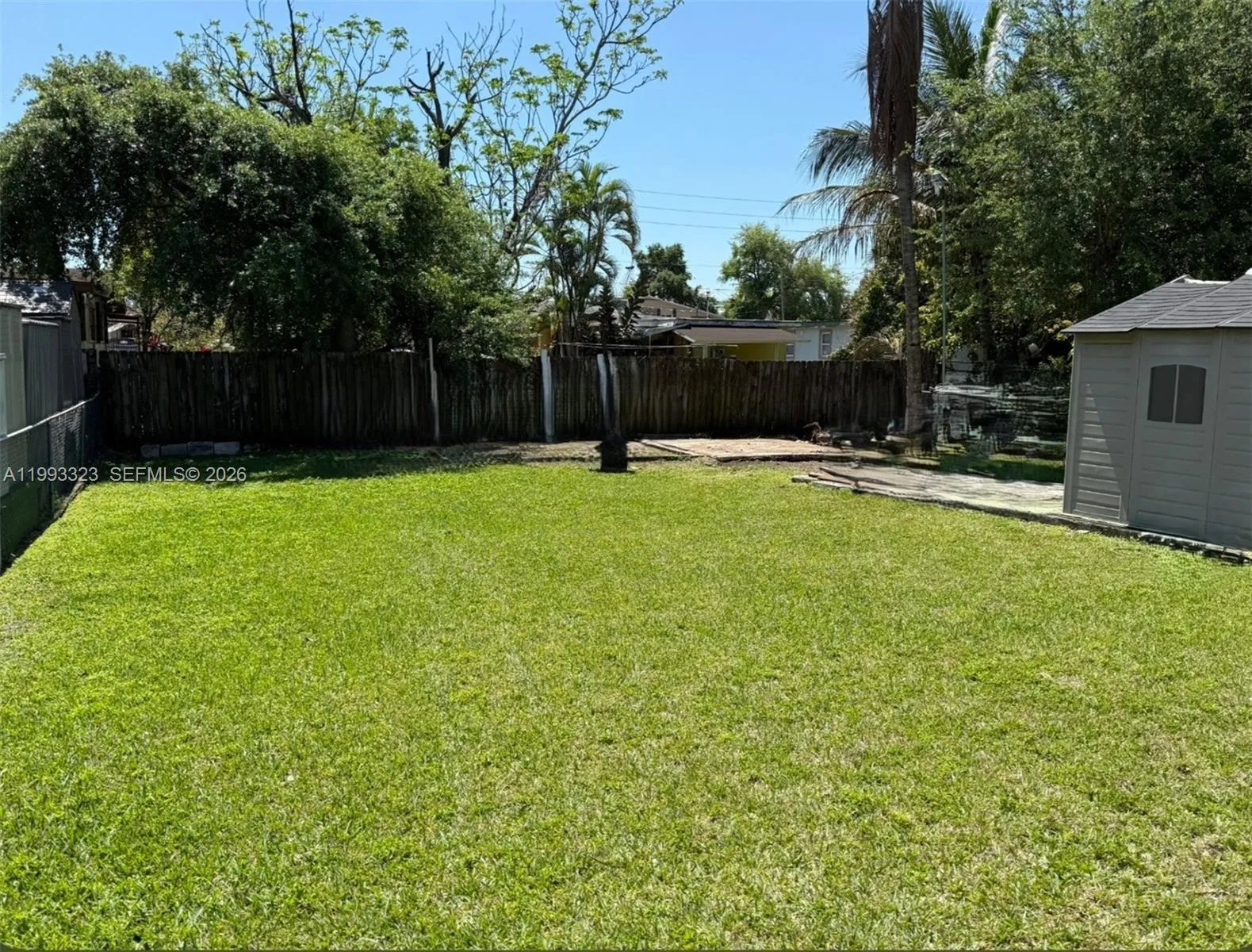 3066 NW 28th St, Miami FL 33142