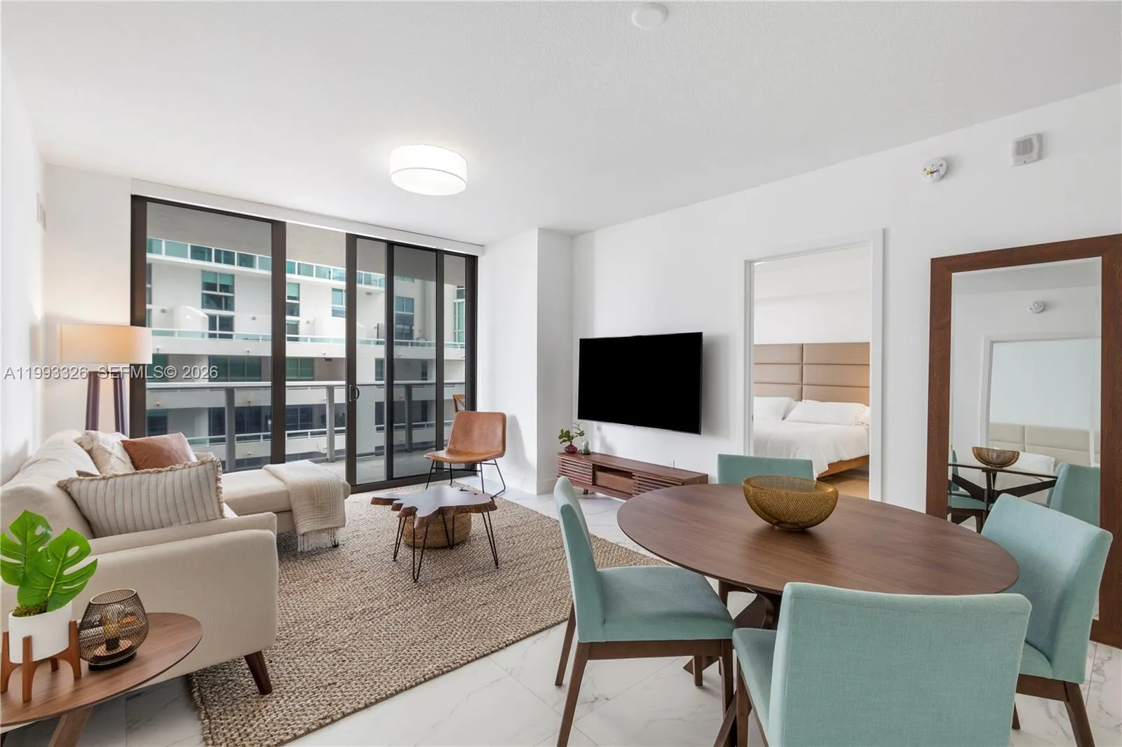 2 bedroom 2 bath for rent at 488 NE 18th St # 909, Miami FL 33132