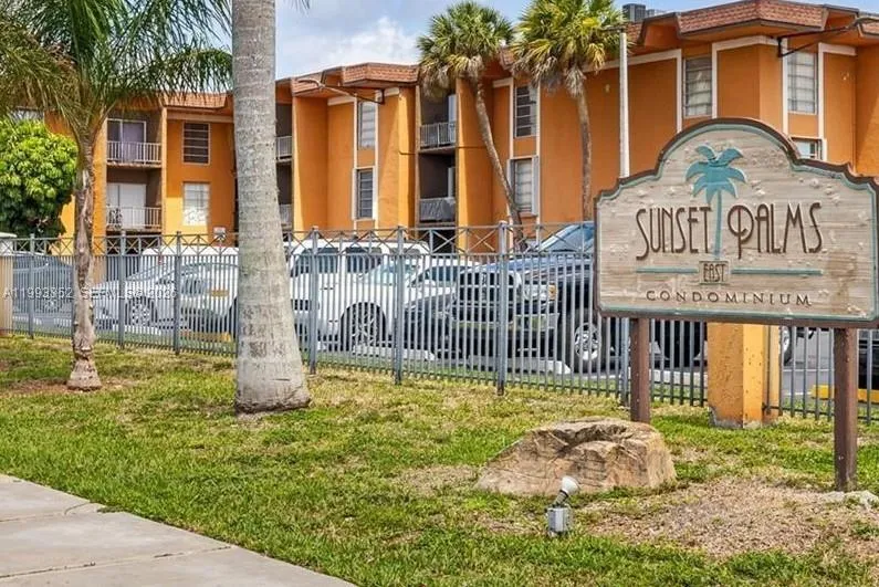 2 bedroom 2 bath for sale at 9453 SW 76th St # S2, Miami FL 33173