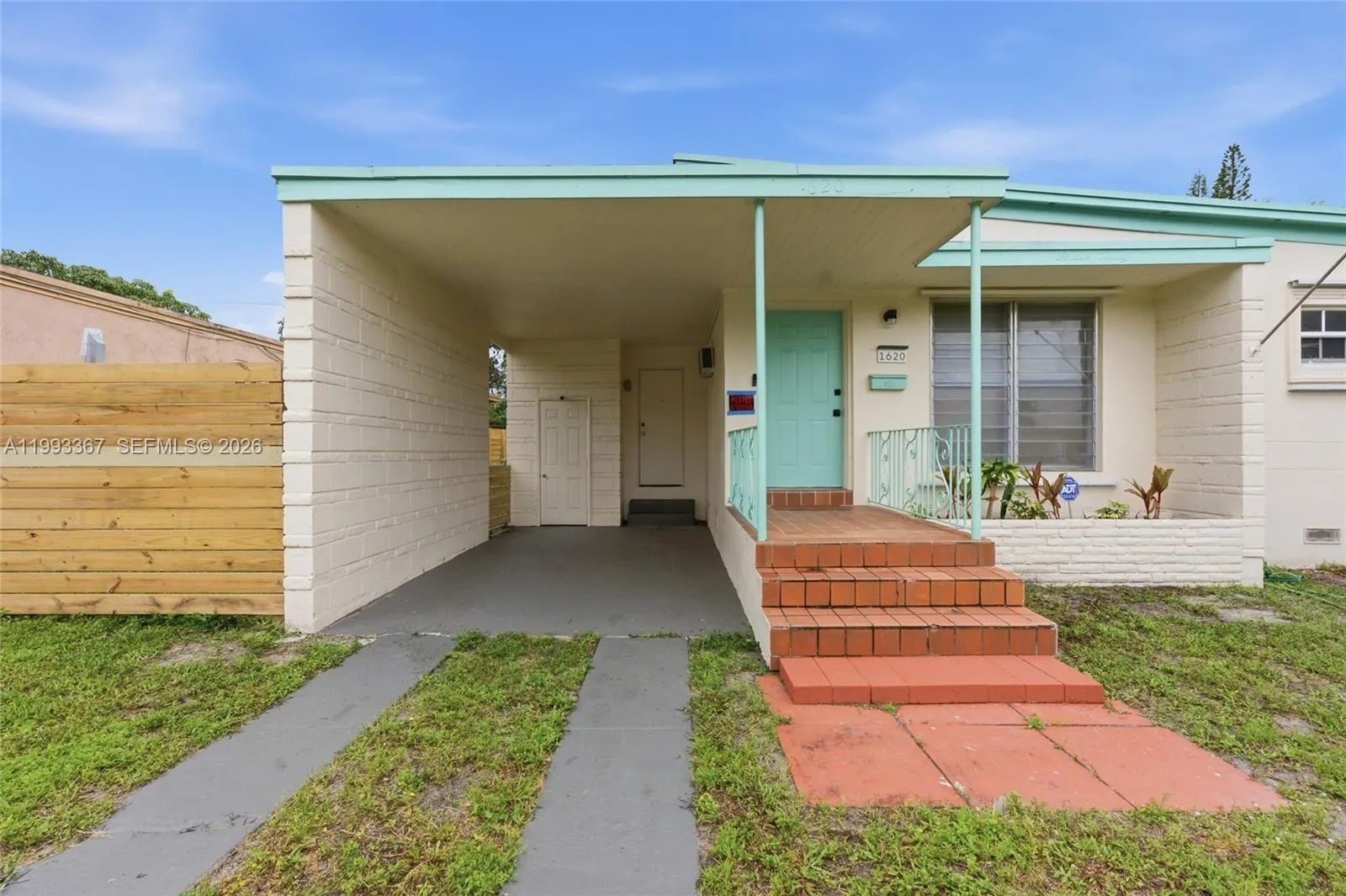 1620 NE 160th St # 1620, North Miami Beach FL 33162