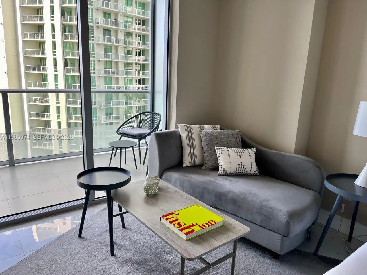 1300 Brickell Bay Dr # 1806, Miami FL 33131