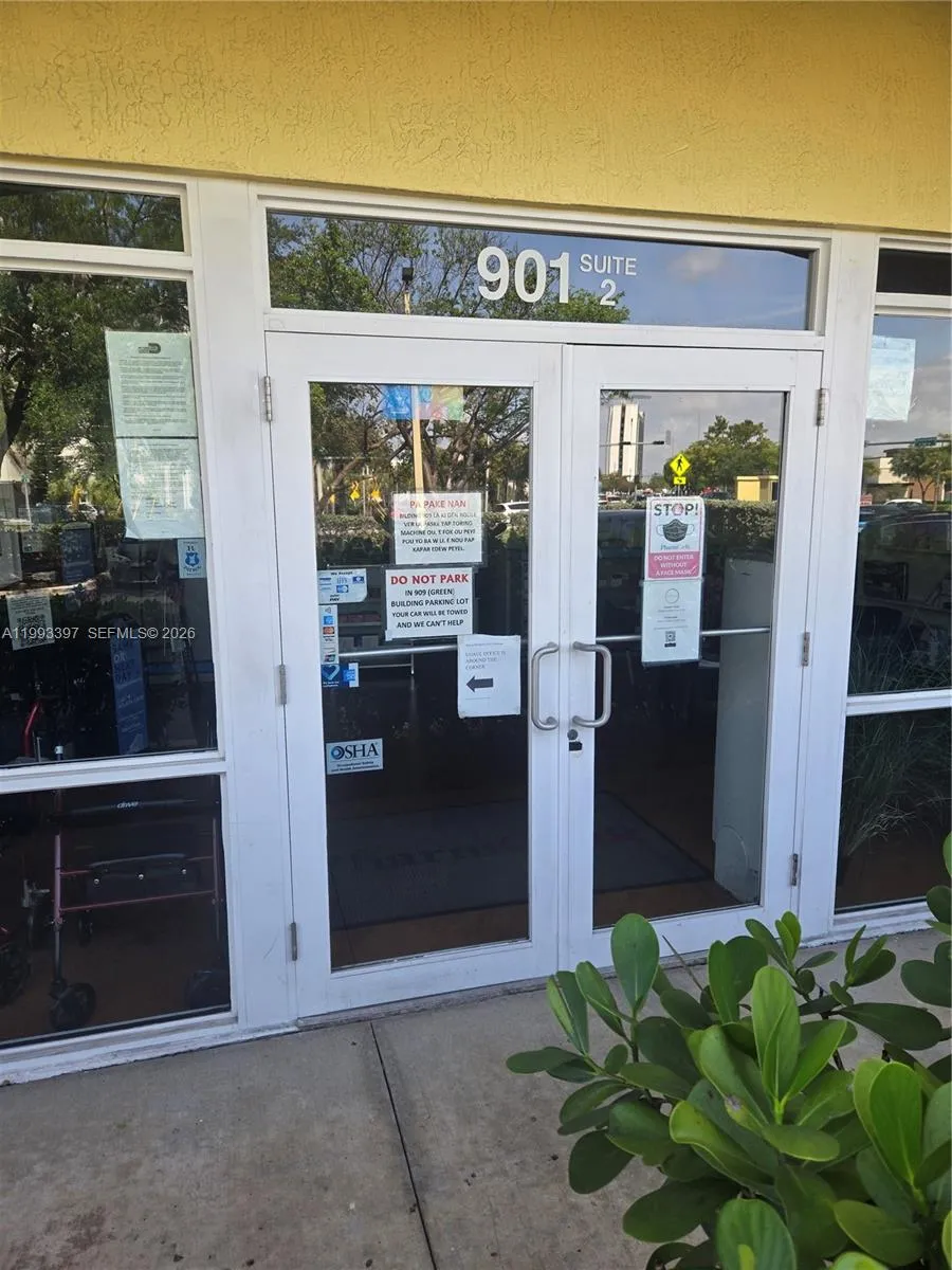 for sale at 901 N Miami Beach Blvd, North Miami Beach FL 33162