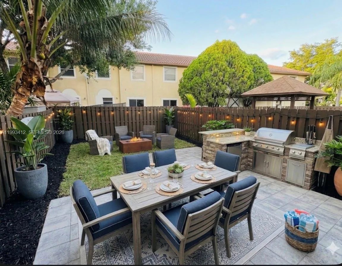 4947 SW 135th Way, Miramar FL 33027