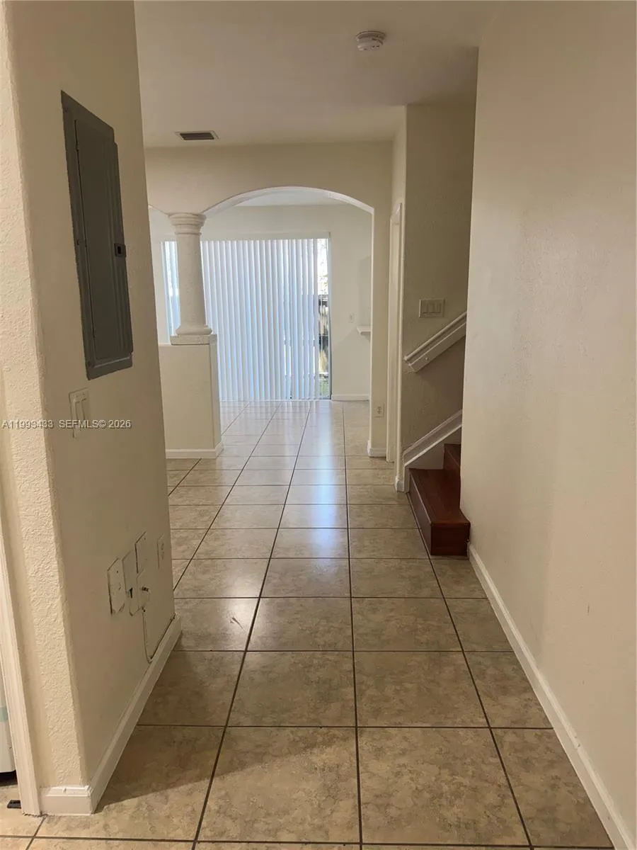 1403 SE 27th Ct, Homestead FL 33035
