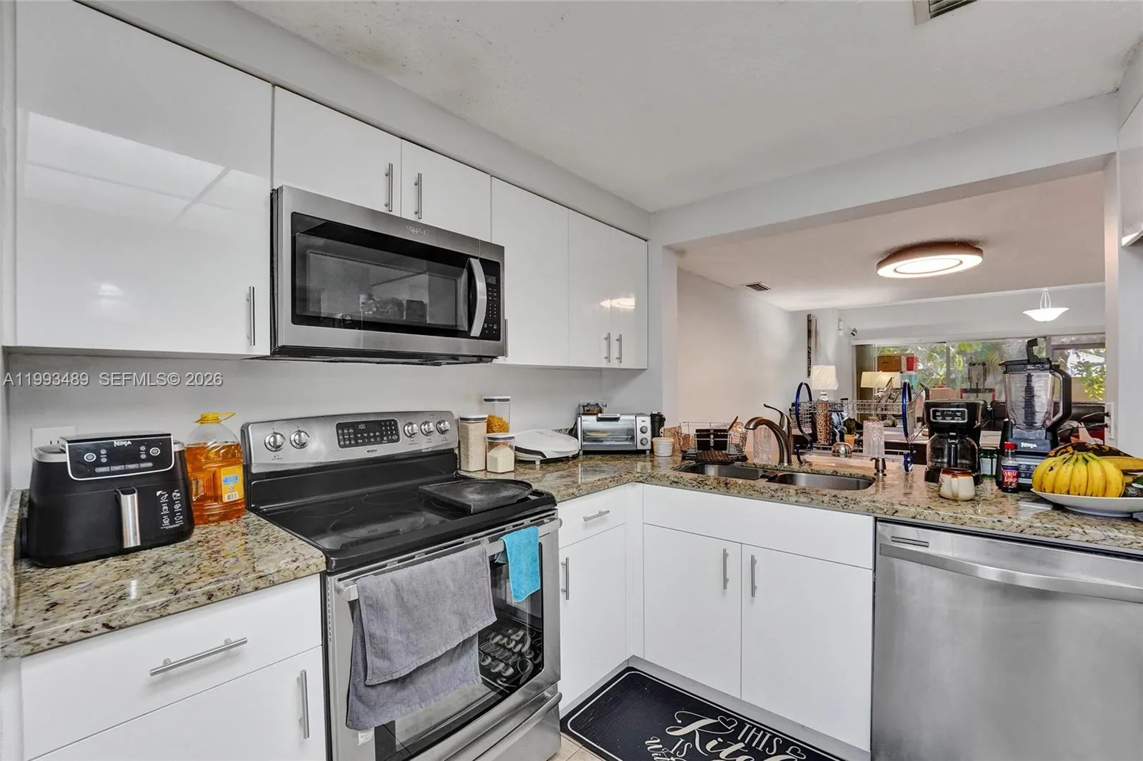 3592 NW 83rd Ln, Sunrise FL 33351