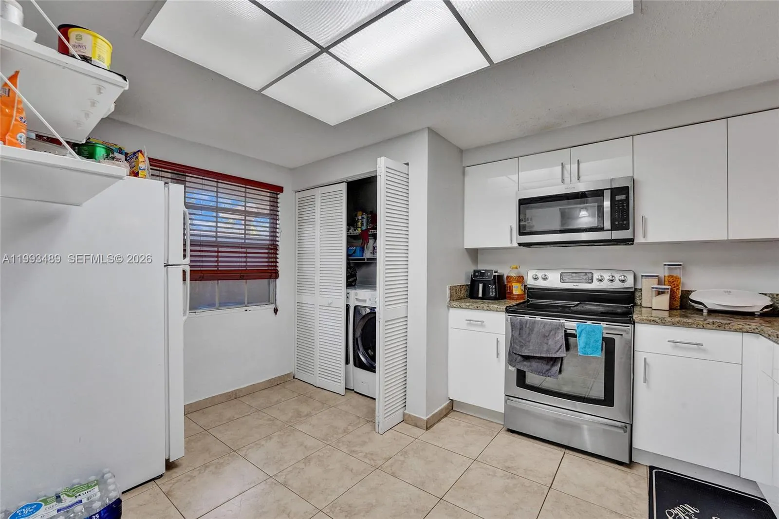 3592 NW 83rd Ln, Sunrise FL 33351